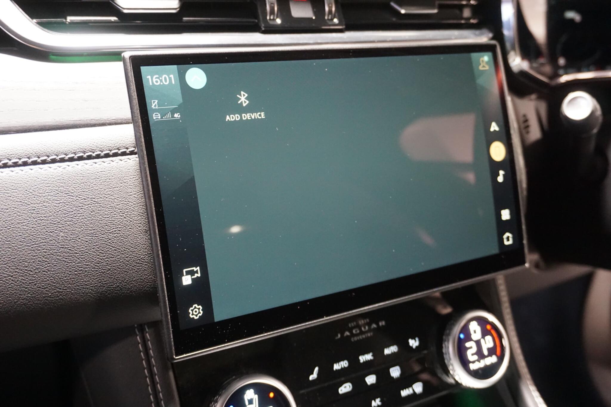 Jaguar F-PACE 3.0 D300 MHEV R-Dynamic HSE Black SUV 5dr Diesel Auto AWD Euro 6 (s/s) (300 ps)